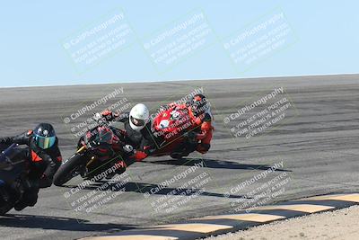 media/Oct-13-2025-Moto Forza (Mon) [[a66d839500]]/3-B Group/Session 2 (Bowl)/